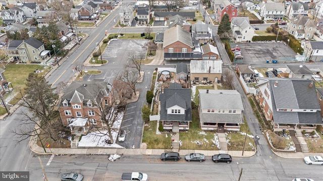 2122 LINCOLN, Northampton, PA 18067