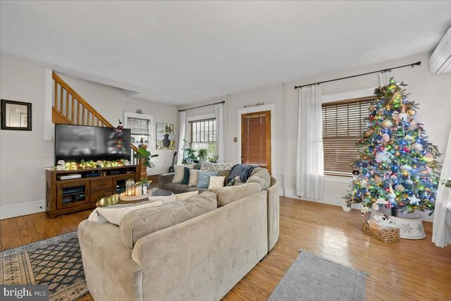 2122 LINCOLN, Northampton, PA 18067