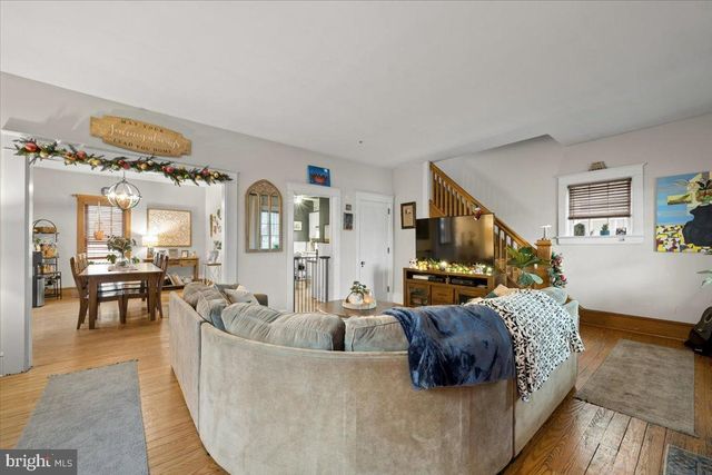 2122 LINCOLN, Northampton, PA 18067