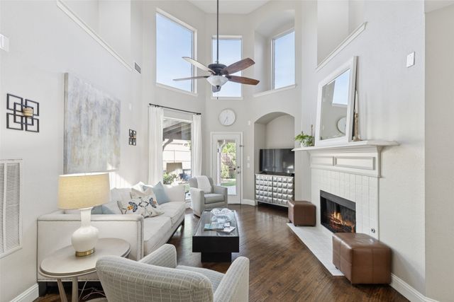 2205 Barret Drive, Frisco, TX 75033