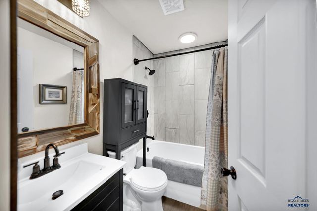 312 41ST, Rapid City, SD 57702