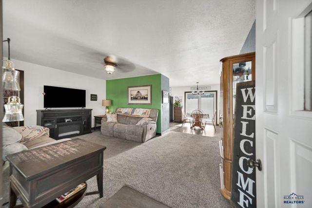 312 41ST, Rapid City, SD 57702