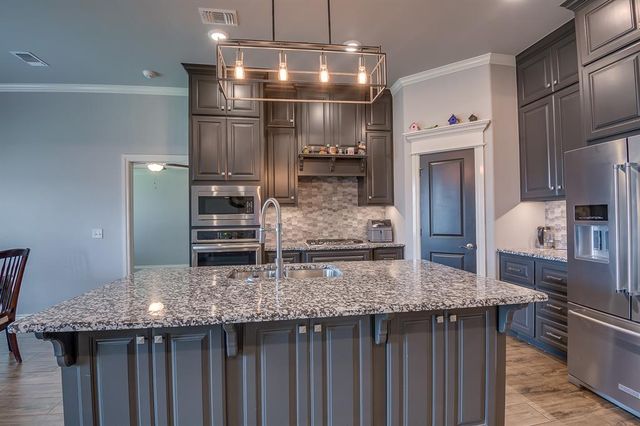 1909 Wye Street, Yukon, OK 73099