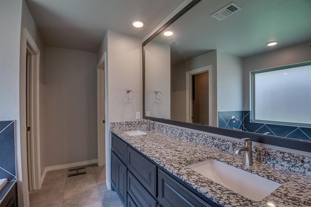1909 Wye Street, Yukon, OK 73099