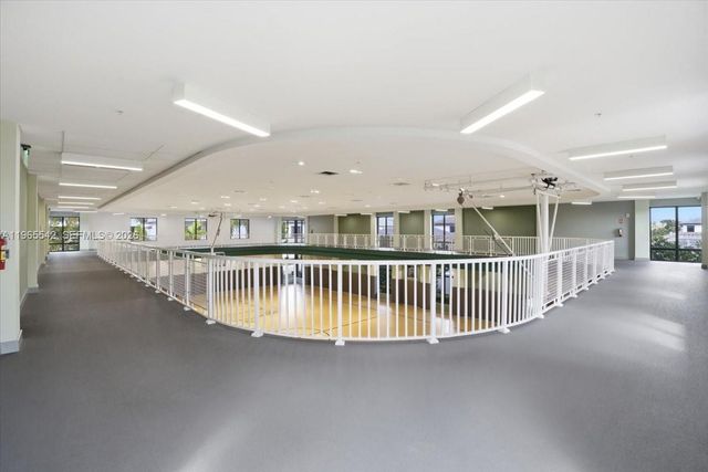 8096 NW 48th Ter, Doral, FL 33166