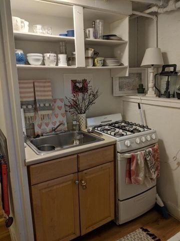 99 Hancock St B2, Cambridge, MA 02139