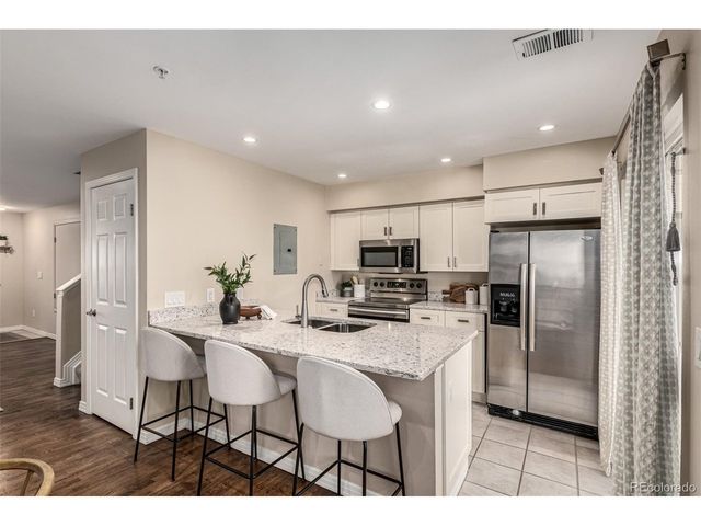 1661 N Washington St D, Denver, CO 80203