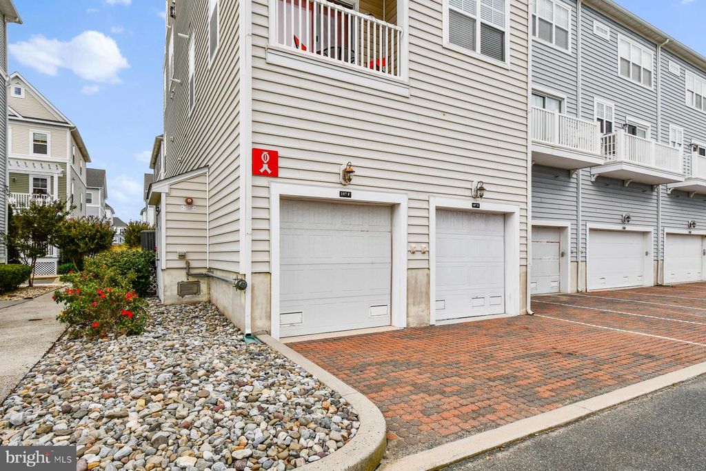 107 70TH ST #10F, Ocean City, MD 21842