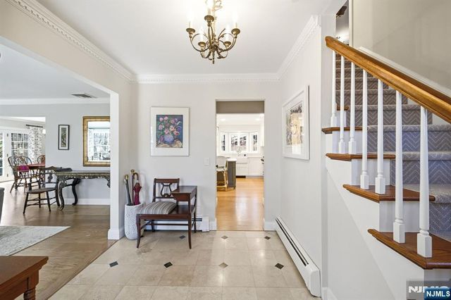 760 Rivenwood Road, Franklin Lakes, NJ 07417