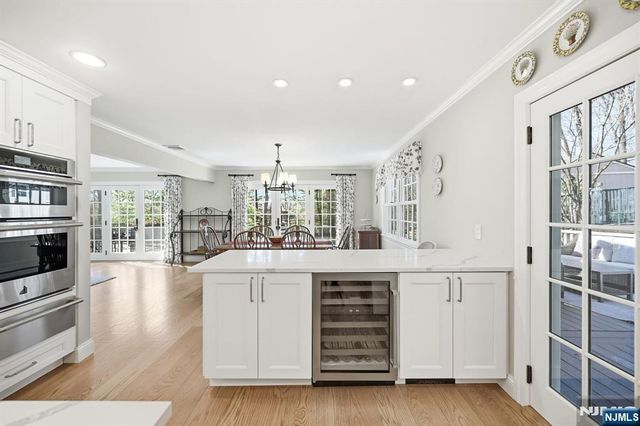 760 Rivenwood Road, Franklin Lakes, NJ 07417