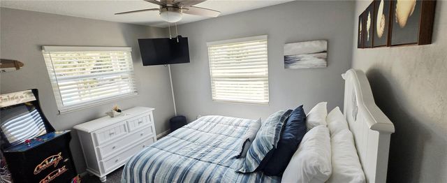 68 BRISTOL LANE, Palm Coast, FL 32137