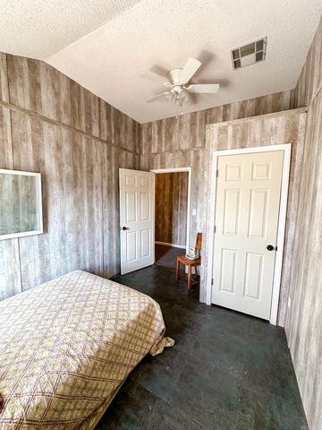 4149 Henderson Road, Clinton, AR 72031