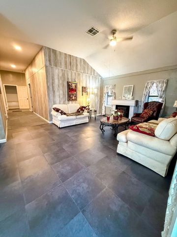 4149 Henderson Road, Clinton, AR 72031