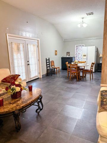 4149 Henderson Road, Clinton, AR 72031