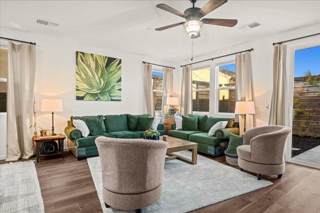 770 Valencia St, Lincoln, CA 95648