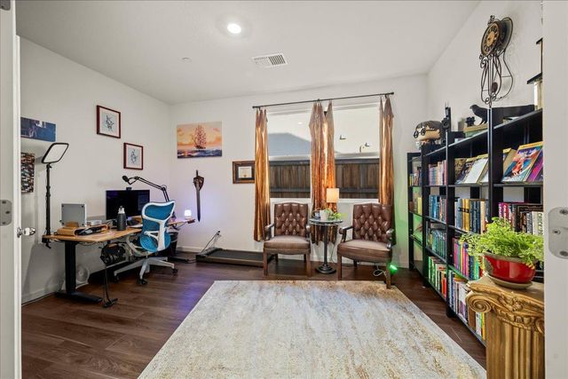 770 Valencia St, Lincoln, CA 95648