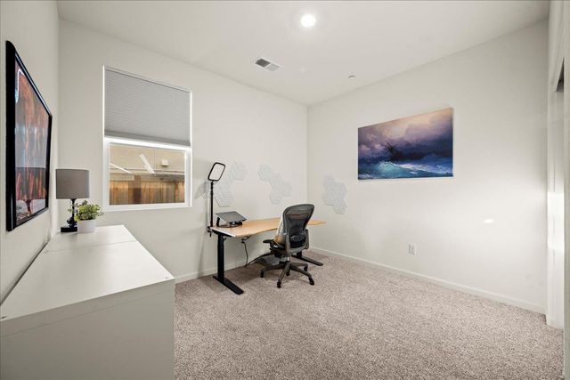 770 Valencia St, Lincoln, CA 95648