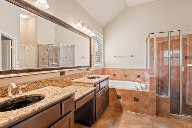 12208 Fairway CV, Austin, TX 78732