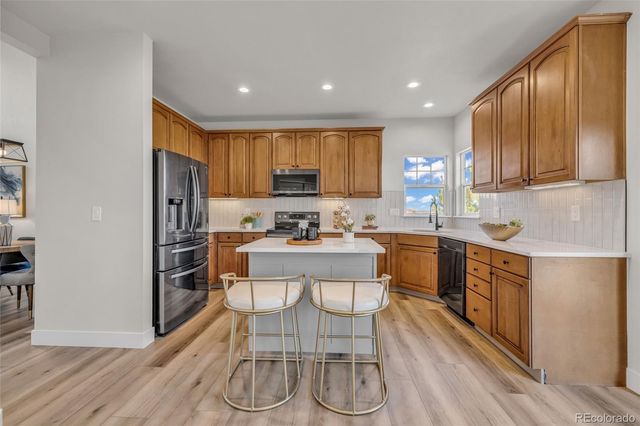 858 Dutton Court, Castle Rock, CO 80104