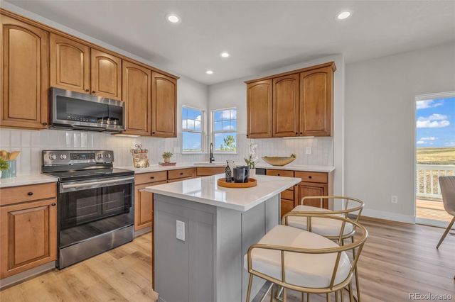 858 Dutton Court, Castle Rock, CO 80104