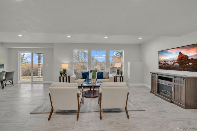 858 Dutton Court, Castle Rock, CO 80104