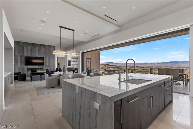 657 Ridgestone Rim Court, Henderson, NV 89012