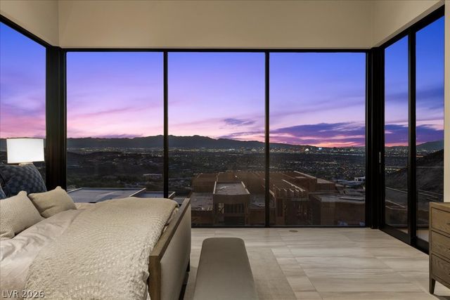 657 Ridgestone Rim Court, Henderson, NV 89012