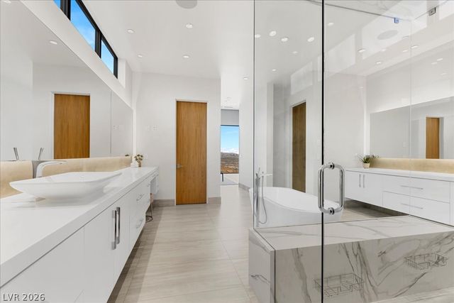 657 Ridgestone Rim Court, Henderson, NV 89012