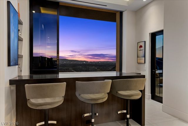 657 Ridgestone Rim Court, Henderson, NV 89012