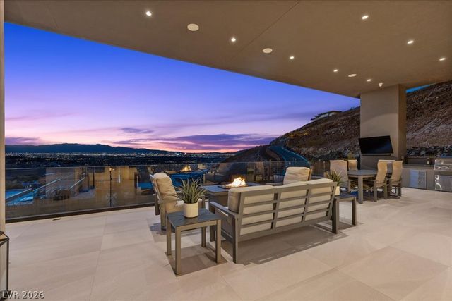 657 Ridgestone Rim Court, Henderson, NV 89012