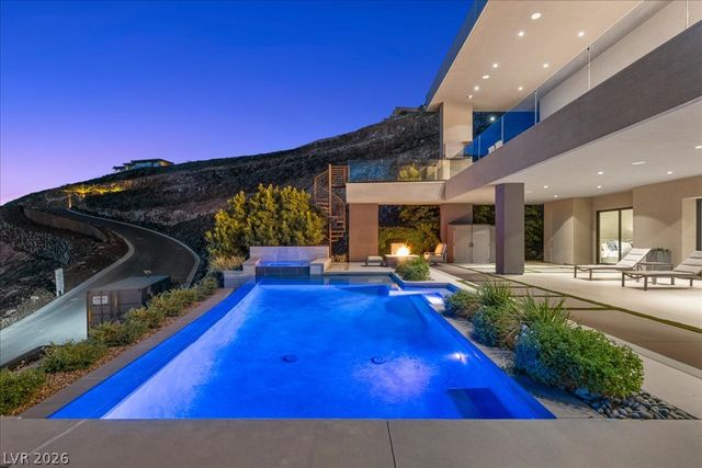 657 Ridgestone Rim Court, Henderson, NV 89012