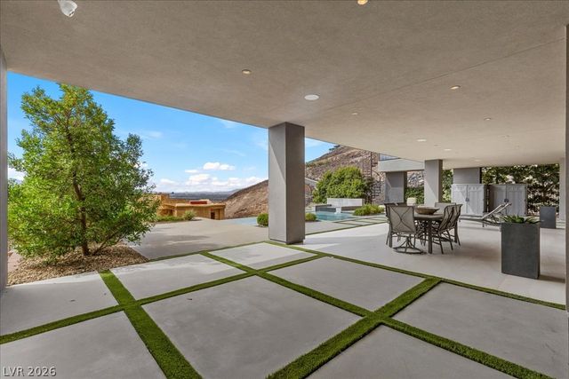 657 Ridgestone Rim Court, Henderson, NV 89012