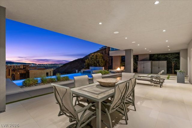 657 Ridgestone Rim Court, Henderson, NV 89012