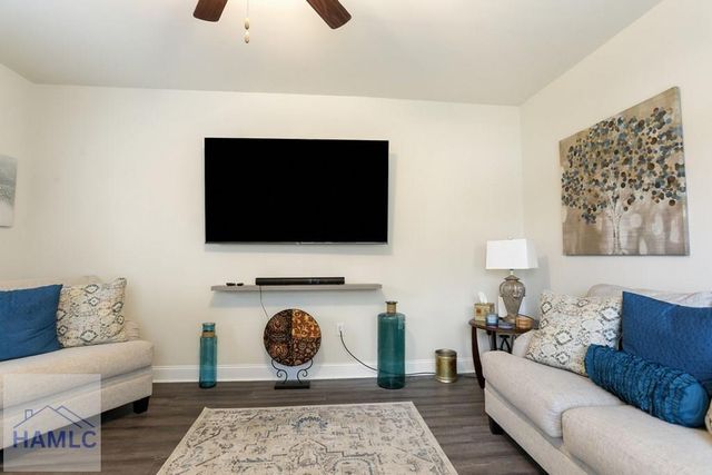 723 Mill Creek Circle, Hinesville, GA 31313