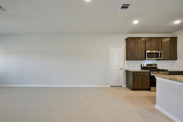 1232 Cypress Lane, Dayton, TX 77535