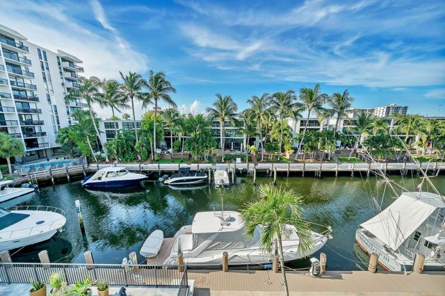 3051 NE 48TH Street 301, Fort Lauderdale, FL 33308