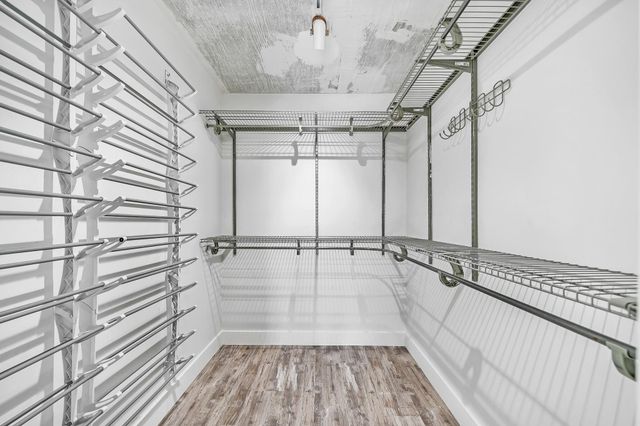3051 NE 48TH Street 301, Fort Lauderdale, FL 33308