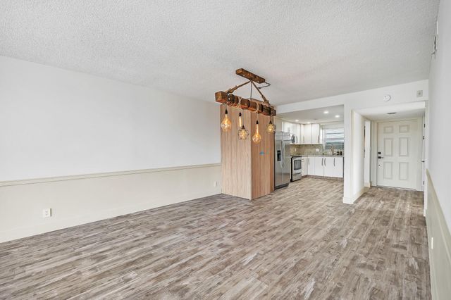 3051 NE 48TH Street 301, Fort Lauderdale, FL 33308