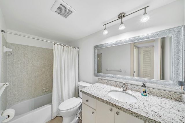 3051 NE 48TH Street 301, Fort Lauderdale, FL 33308