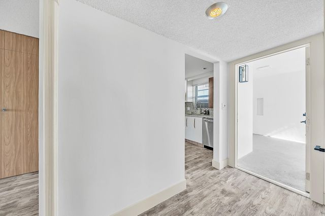 3051 NE 48TH Street 301, Fort Lauderdale, FL 33308