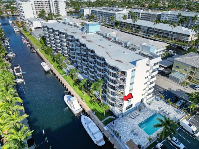 3051 NE 48TH Street 301, Fort Lauderdale, FL 33308