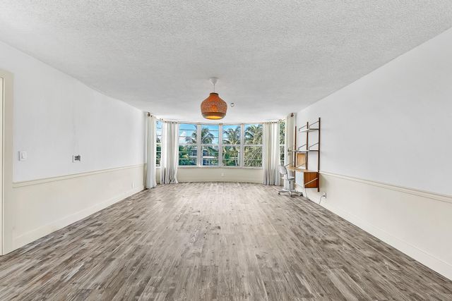 3051 NE 48TH Street 301, Fort Lauderdale, FL 33308
