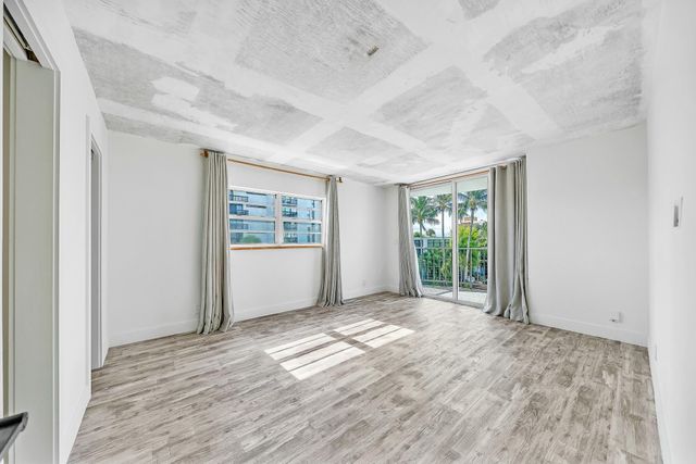 3051 NE 48TH Street 301, Fort Lauderdale, FL 33308