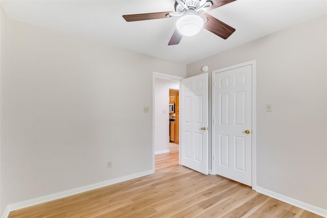 220 Fox XING, Burnet, TX 78611