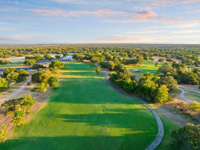 220 Fox XING, Burnet, TX 78611