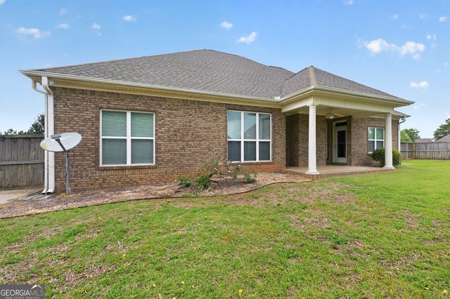 203 Pembroke Point, Centerville, GA 31028