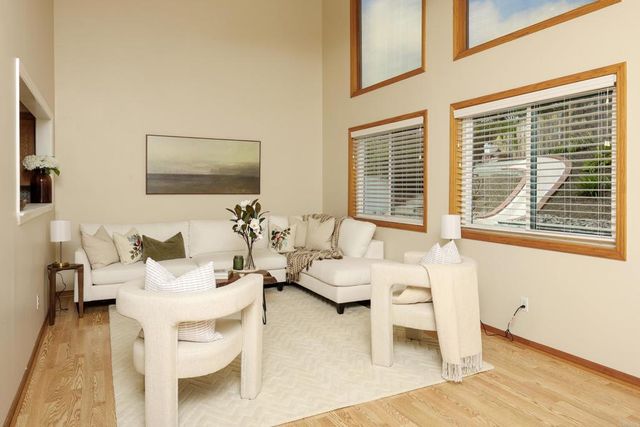 6818 Bonnie View Drive, San Diego, CA 92119