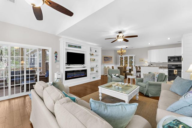 1478 Belcourt Lane, Mount Pleasant, SC 29466