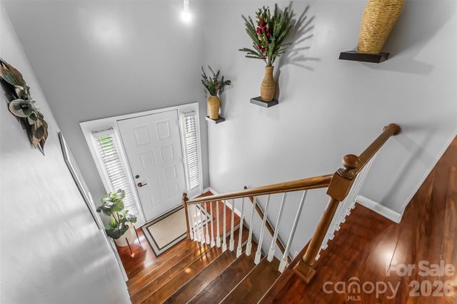 1757 Castlewood Court, Hickory, NC 28602