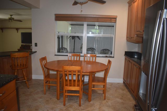 5345 Palm Way, Lake Worth, FL 33463